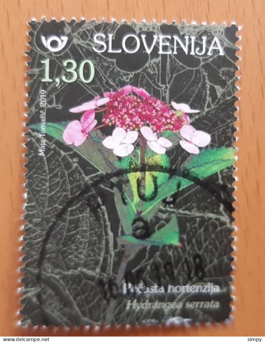 SLOVENIA 2019 Flowers  Used Stamp - Eslovenia