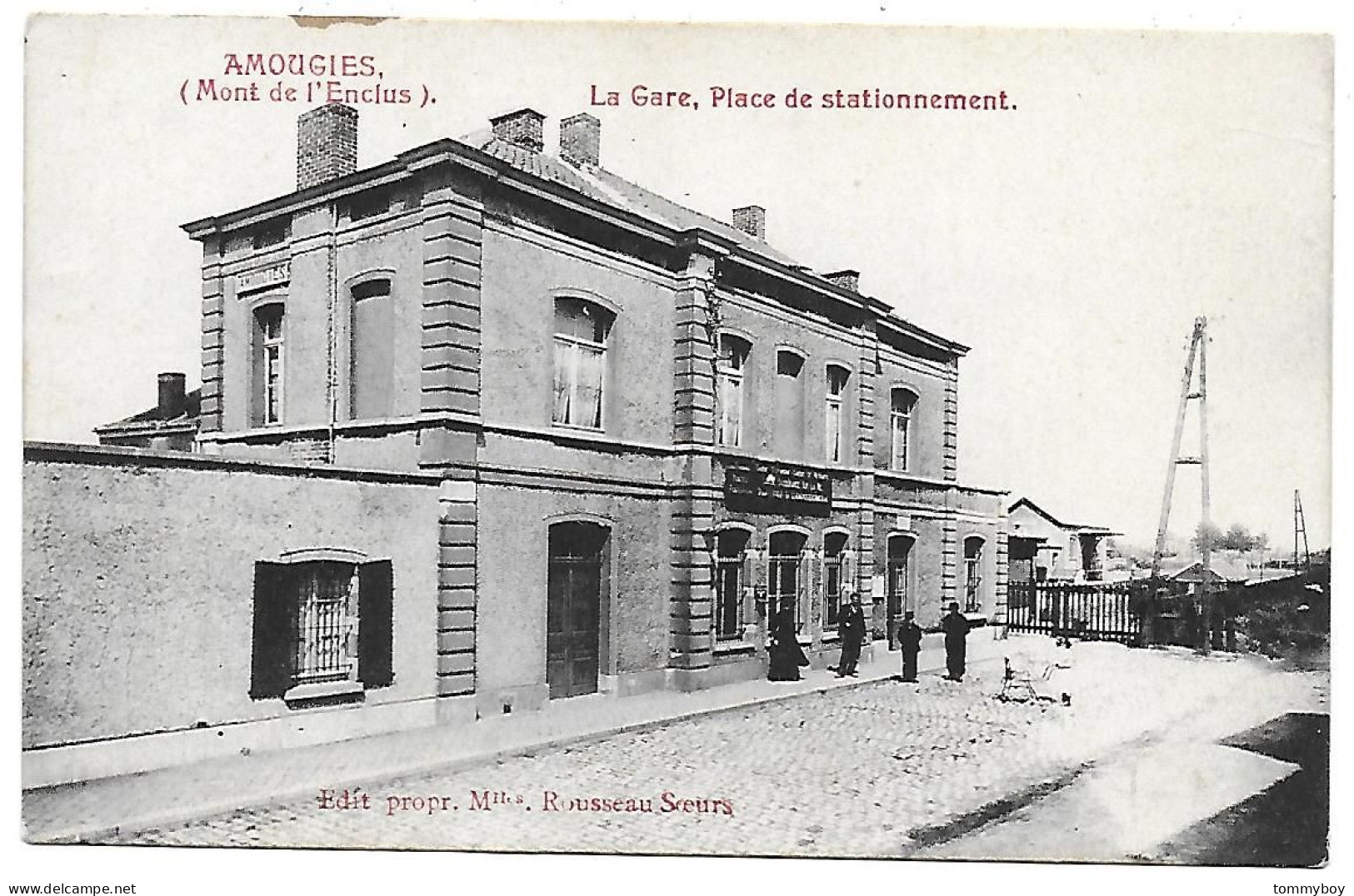 CPA Amougies, La Gare, Place De Stationnement - Mont-de-l'Enclus