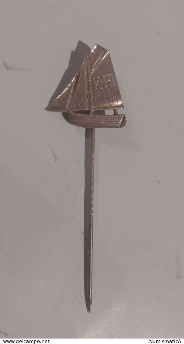 Silver Pin- Sail Boat- KH On Sails- Stamps On Back - Sin Clasificación