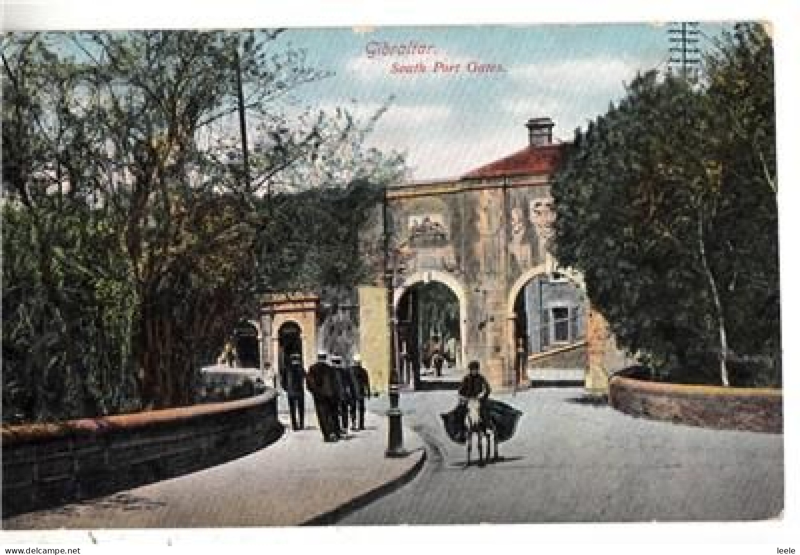 D03.  Vintage Postcard. Gibraltar. South Port Gates. - Gibraltar