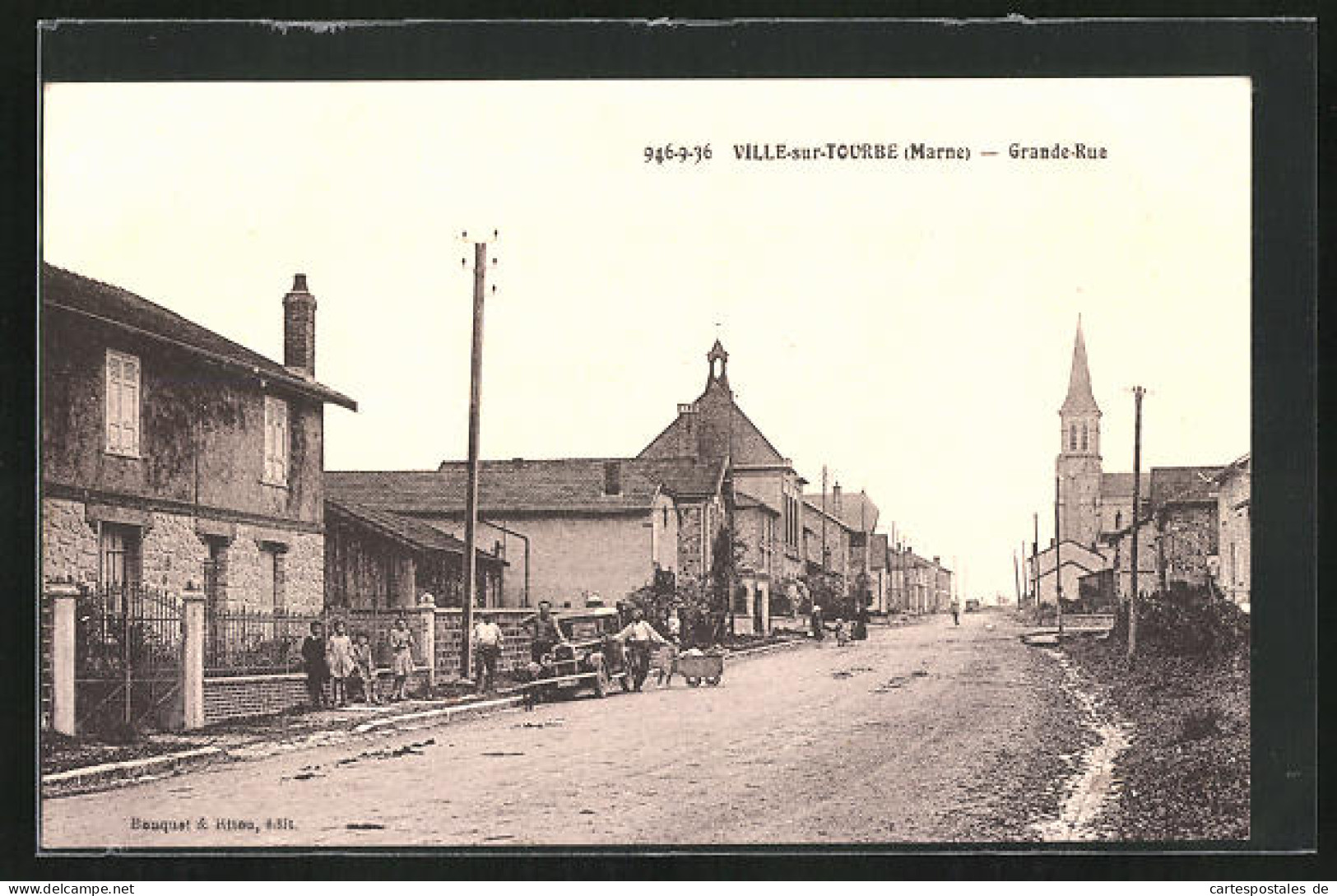 CPA Ville-sur-Tourbe /Marne, Grand-Rue, Vue De La Rue, Des Passants  - Ville-sur-Tourbe