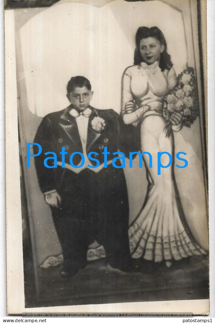 226753 ARGENTINA COSTUMES WOMAN AND BOY JUST MARRIED TELON CURTAIN PHOTO NO POSTAL POSTCARD - Argentina