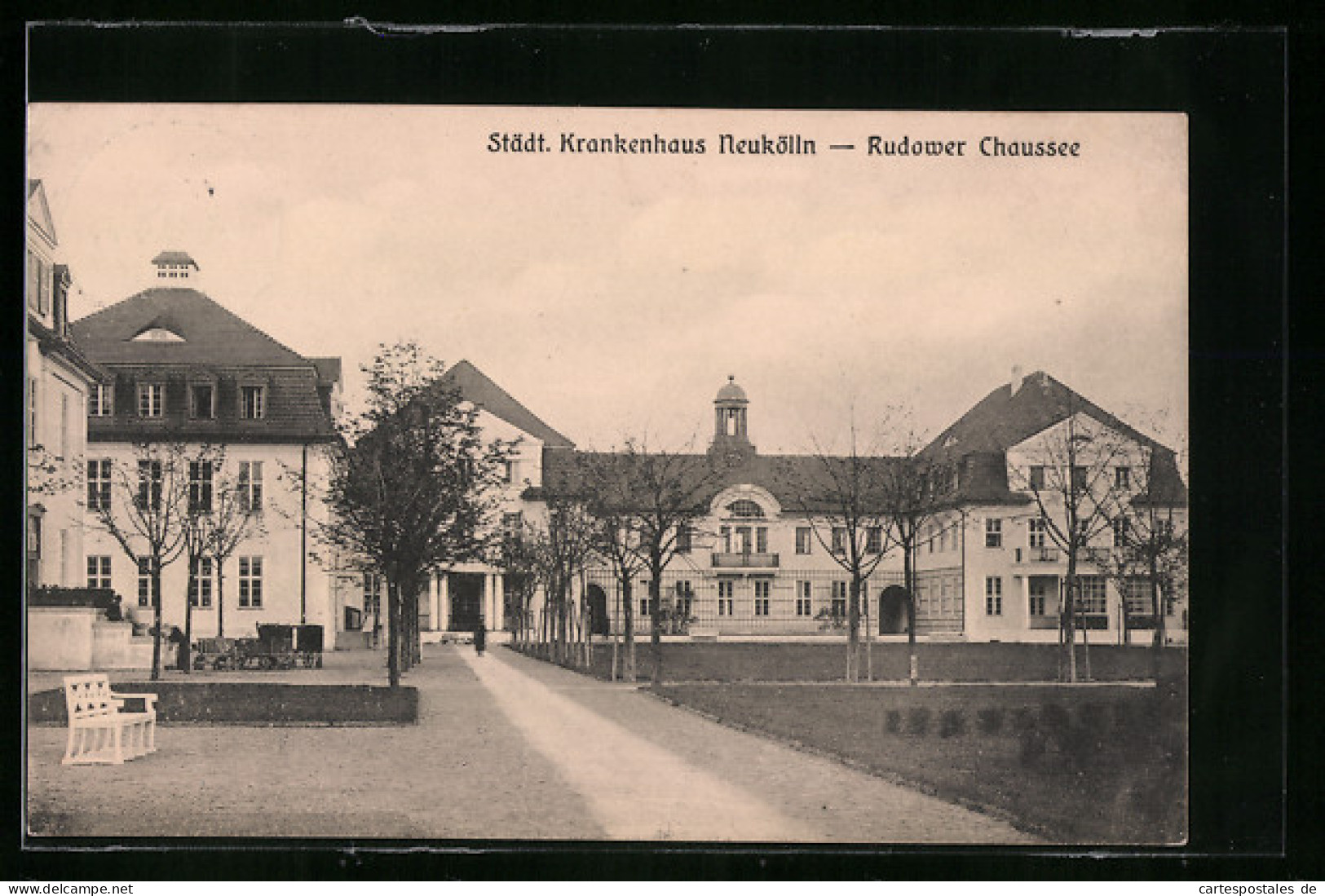 AK Berlin-Neukölln, Städtisches Karankenhaus Neukölln In Der Rudower Chaussee, Gartenansicht  - Neukoelln