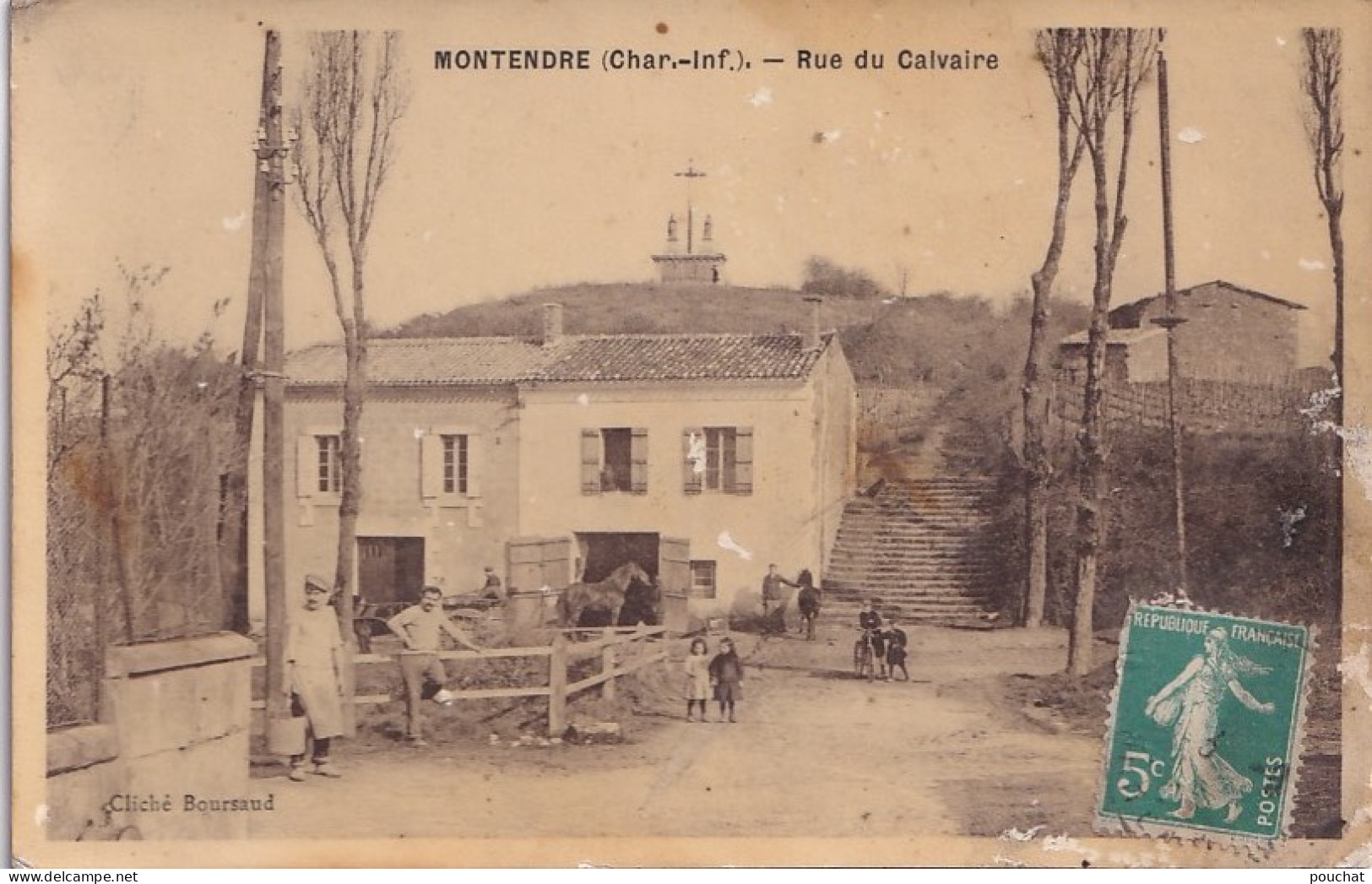 C21-17) MONTENDRE - RUE DU CALVAIRE - ( ANIMEE - HABITANTS - CHEVAL ) - Montendre