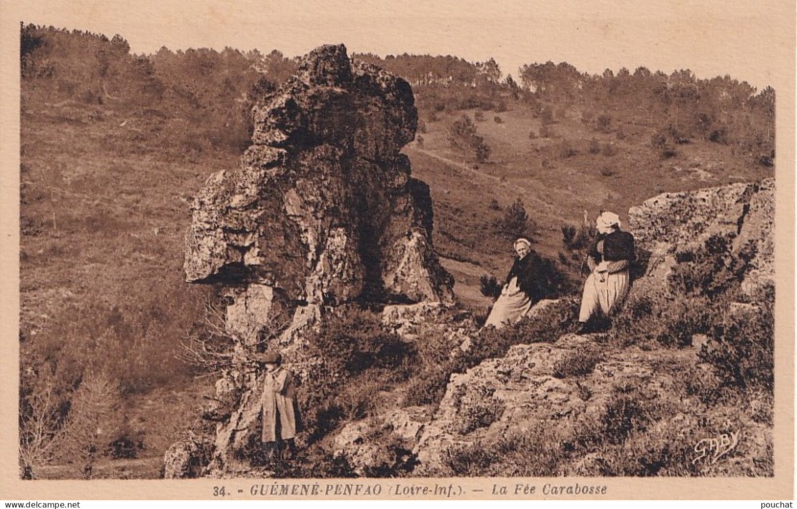 O1-44) GUEMENE - PENFAO - LA FEE CARABOSSE - ANIMEE - ( 2  SCANS ) - Guémené-Penfao