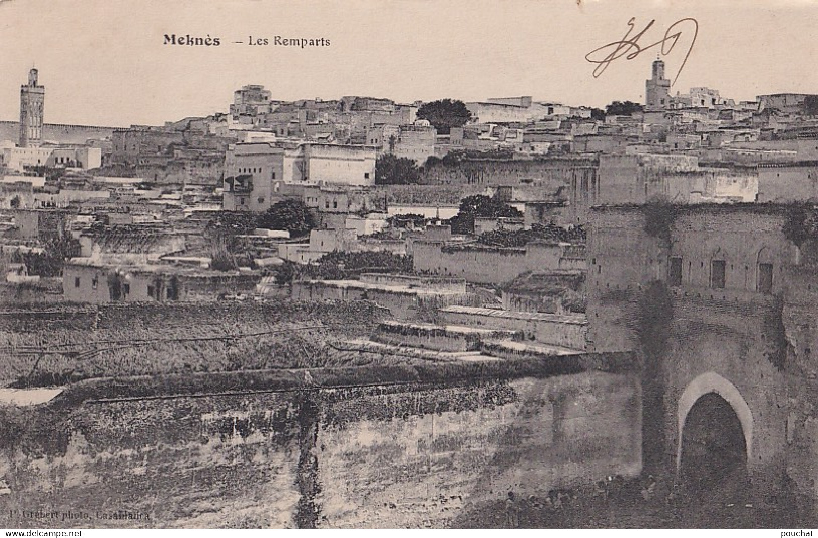 O8- MEKNES  - LES REMPARTS  -  ( 2 SCANS ) - Meknes