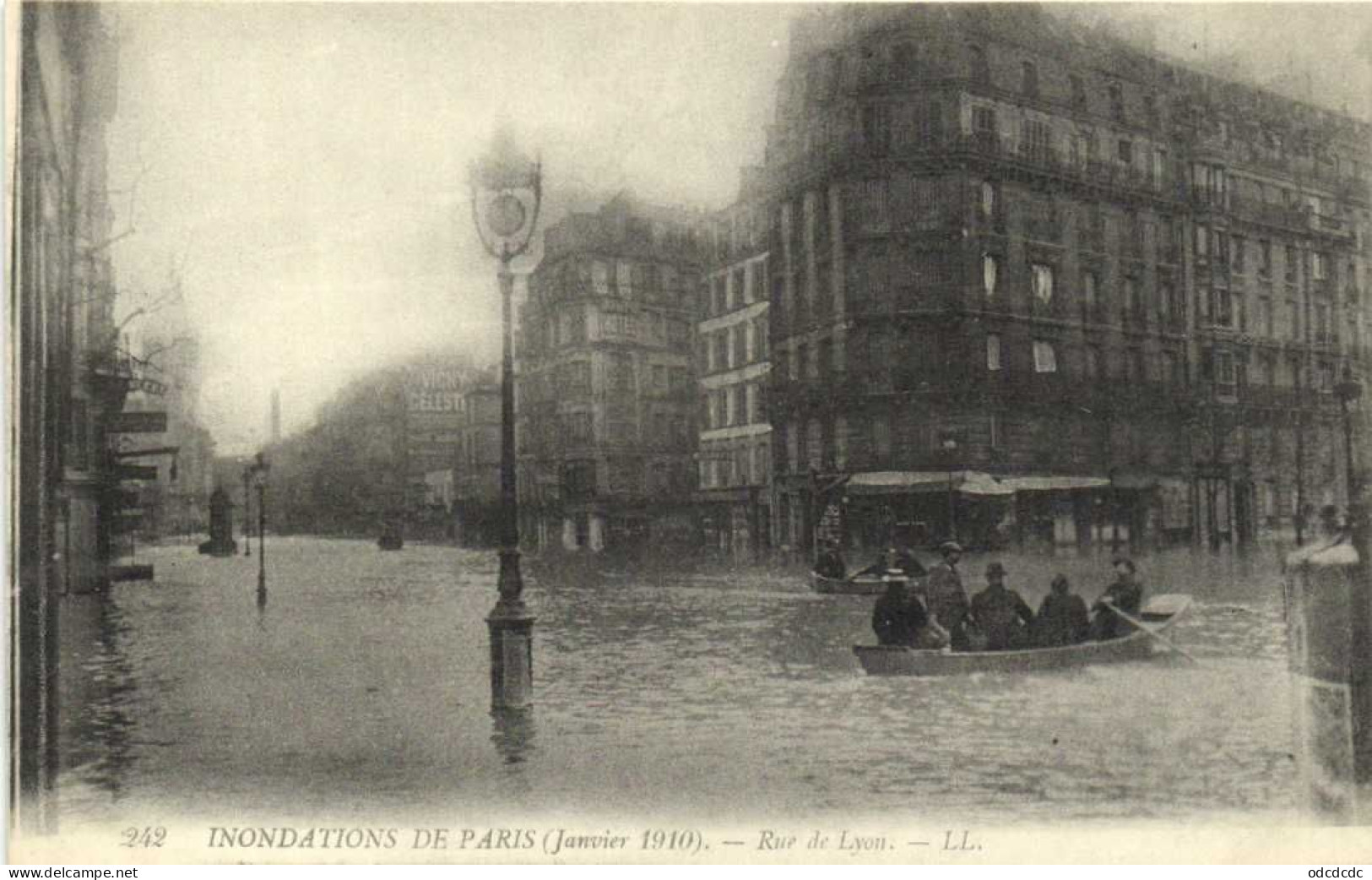 DESTOCKAGE Avant fermeture boutique T BON LOT 100 CPA  INONDATIONS DE PARIS 1910 Touies Animées  (toutes scannées )