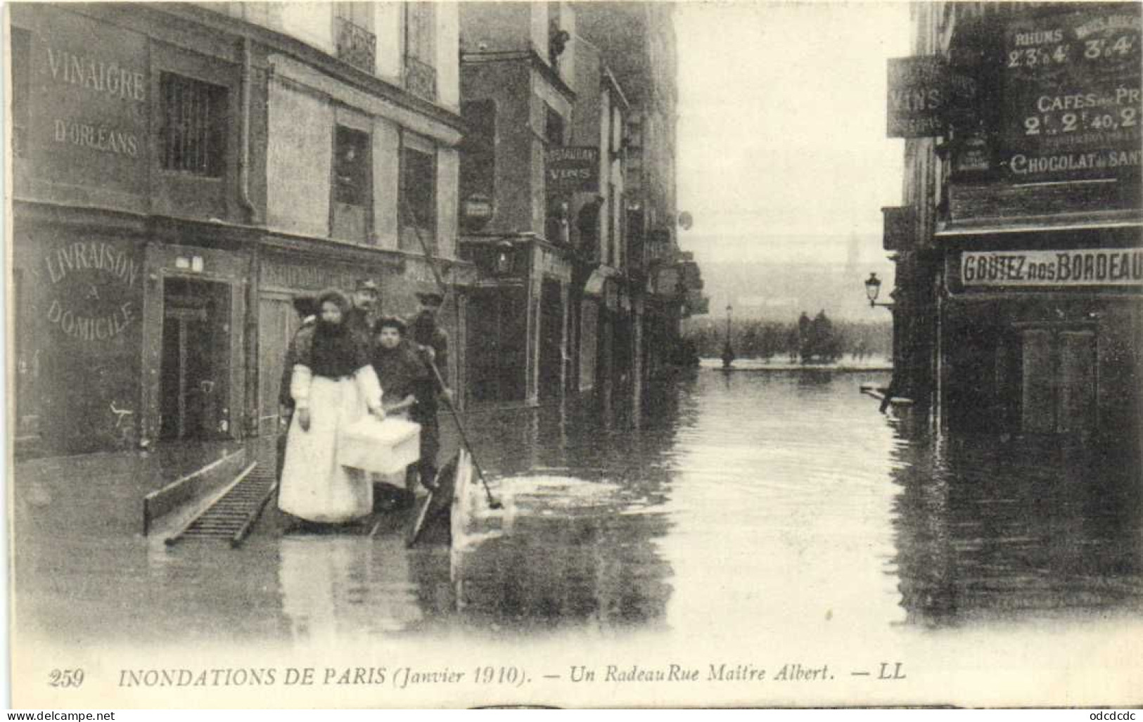 DESTOCKAGE Avant fermeture boutique T BON LOT 100 CPA  INONDATIONS DE PARIS 1910 Touies Animées  (toutes scannées )