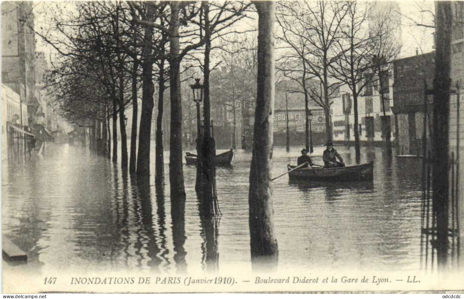 DESTOCKAGE Avant fermeture boutique T BON LOT 100 CPA  INONDATIONS DE PARIS 1910 Touies Animées  (toutes scannées )