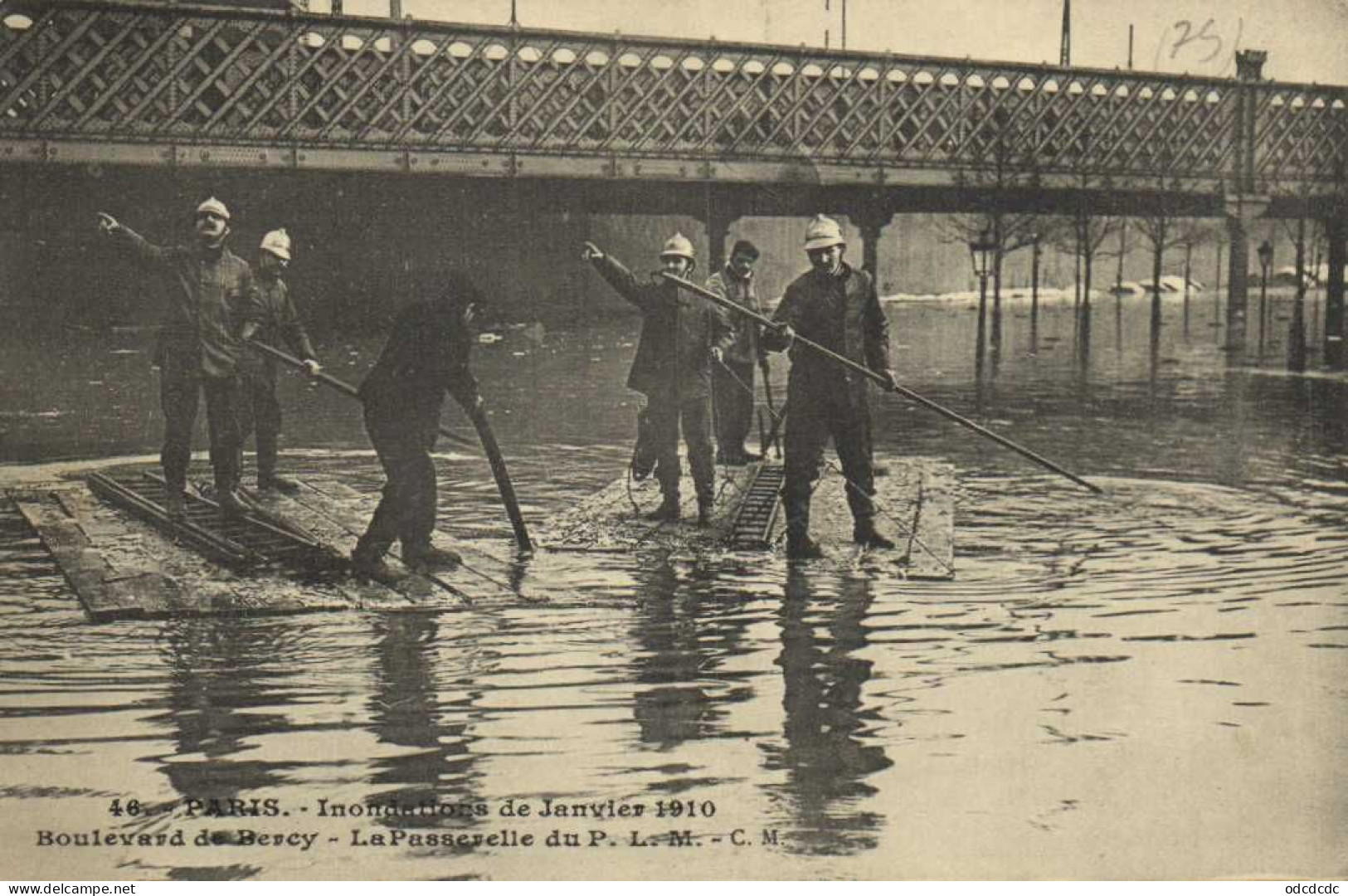 DESTOCKAGE Avant fermeture boutique T BON LOT 100 CPA  INONDATIONS DE PARIS 1910 Touies Animées  (toutes scannées )