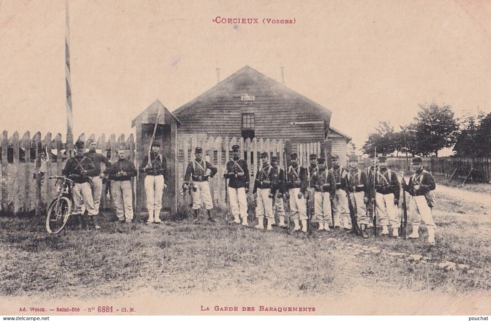 A20-88) CORCIEUX (VOSGES) LA GARDE  DES BARAQUEMENTS  - ANIMEE -  ( 2 SCANS ) - Corcieux