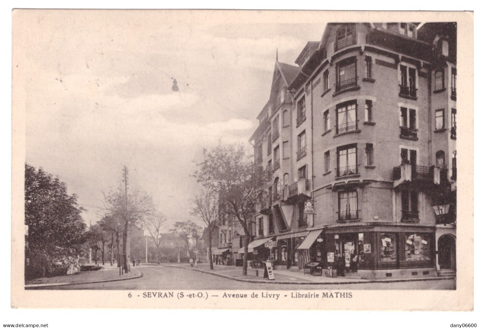 SEVRAN - Avenue De Livry - Librairie MATHIS (carte Animée) - Sevran