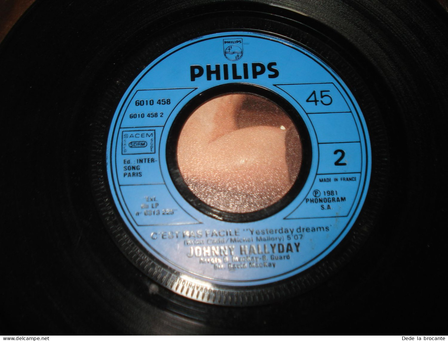 B14/  lot de 3 vinyles  SP - 7" -  Johnny Hallyday