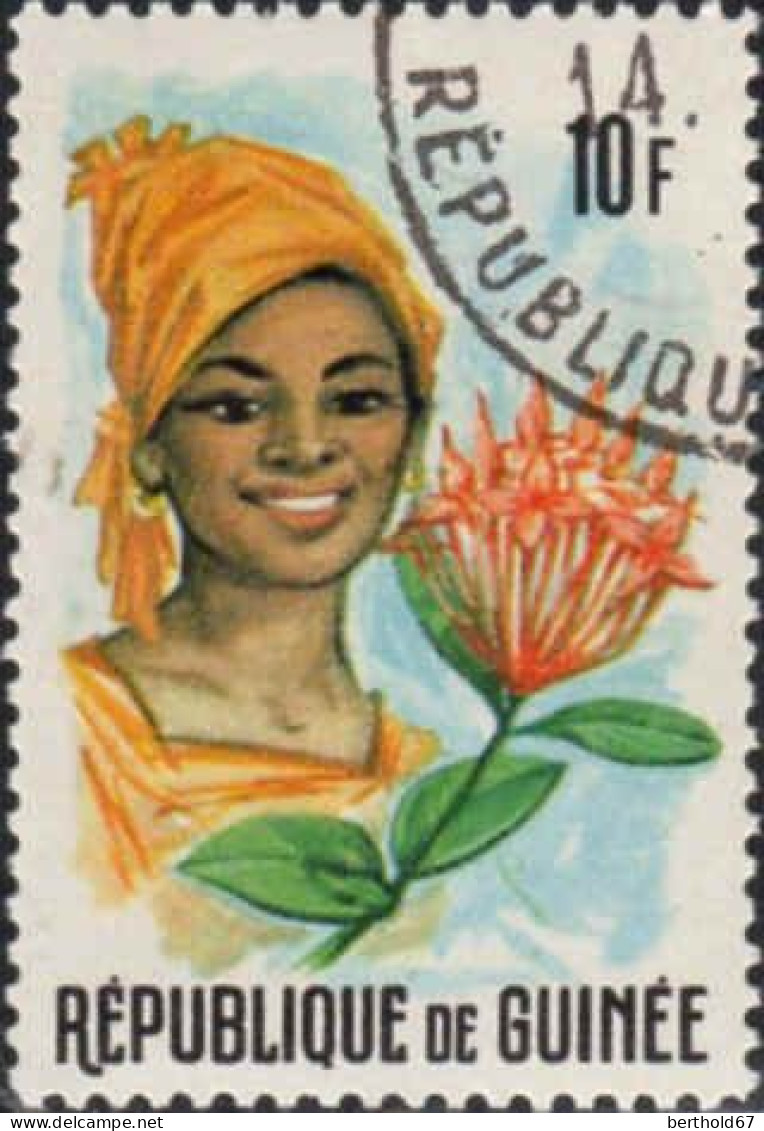 Guinée (Rep) Poste Obl Yv: 273/283 Guinéennes & fleurs 283 Déchiré (TB cachet rond)