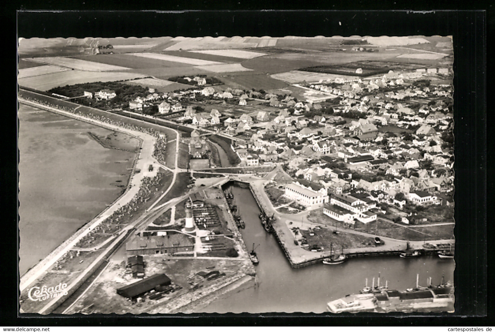 AK Büsum, Ortsansicht, Fliegeraufnahme  - Buesum