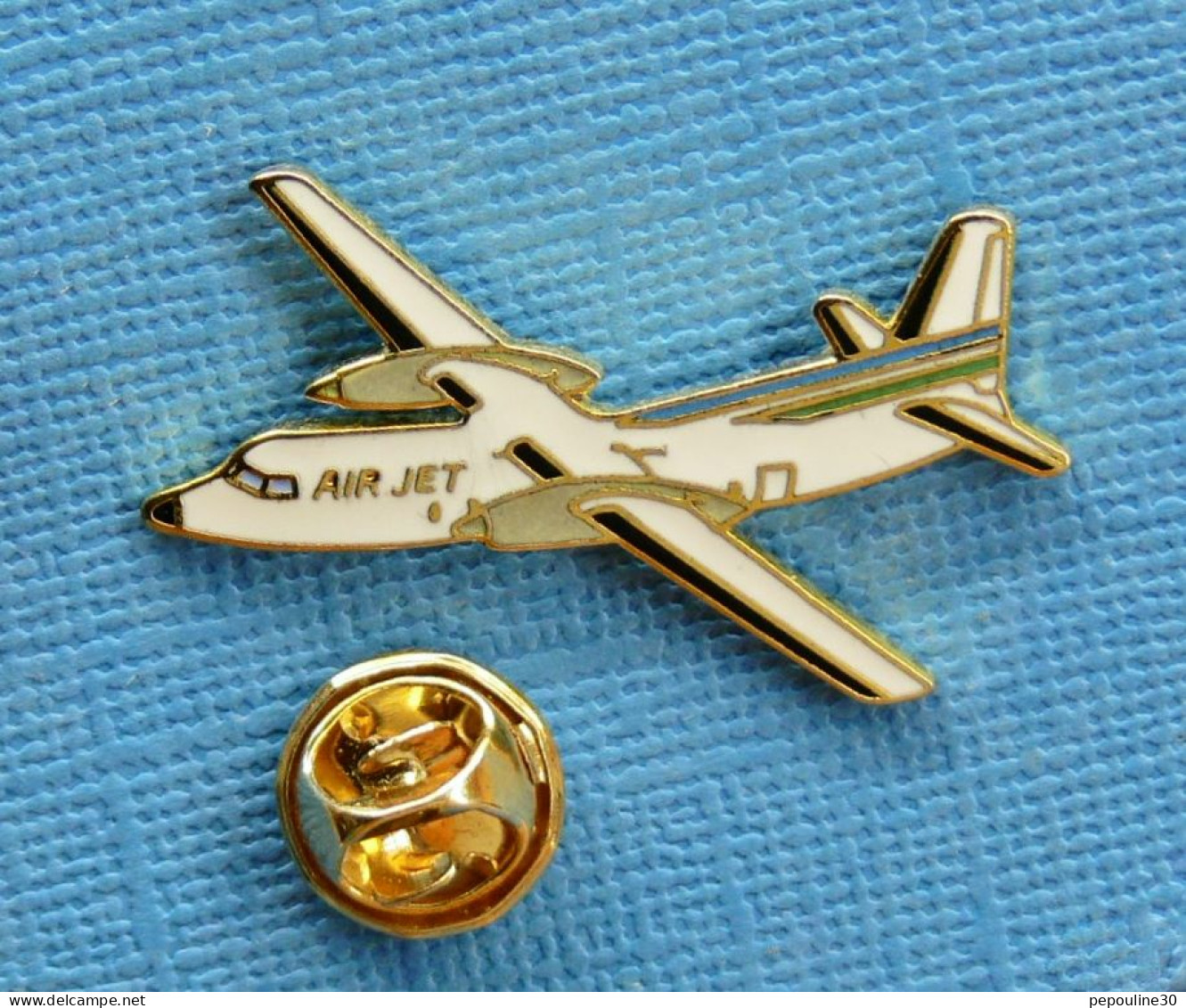 1 PIN'S /  ** COMPAGNIE " AIR JET " AVION ATR 42-300 ** - Luftfahrt