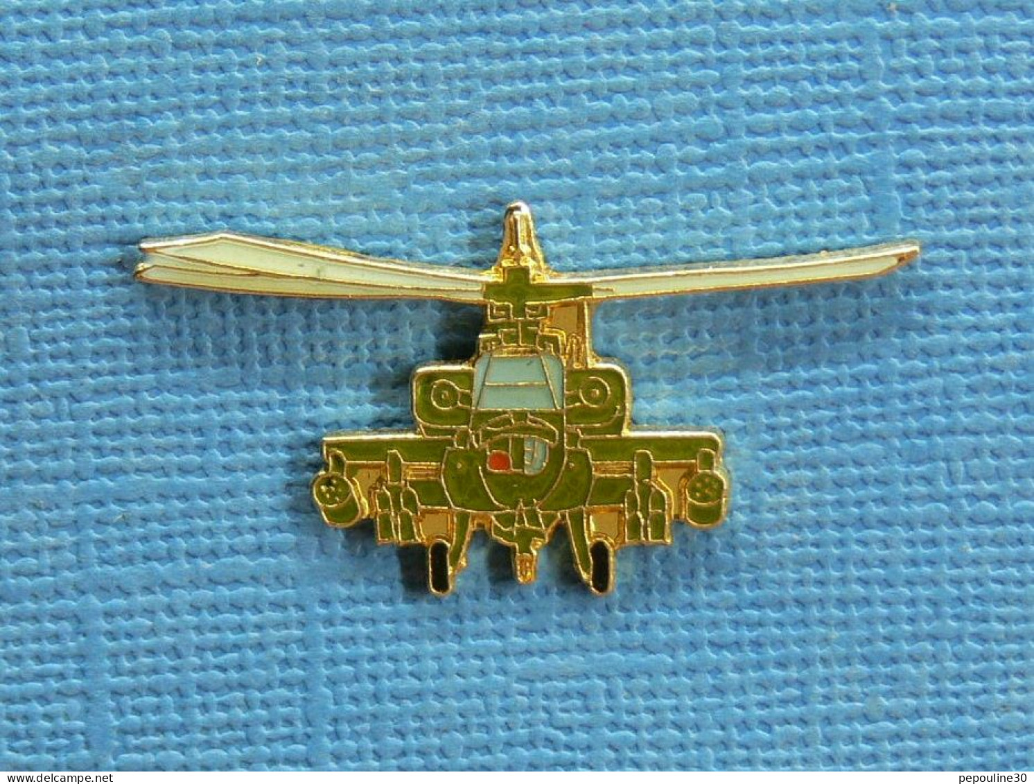 1 PIN'S /  ** HÉLICOPTÈRE / BOEING AH-64 " APACHE " US ARMY ** - Army