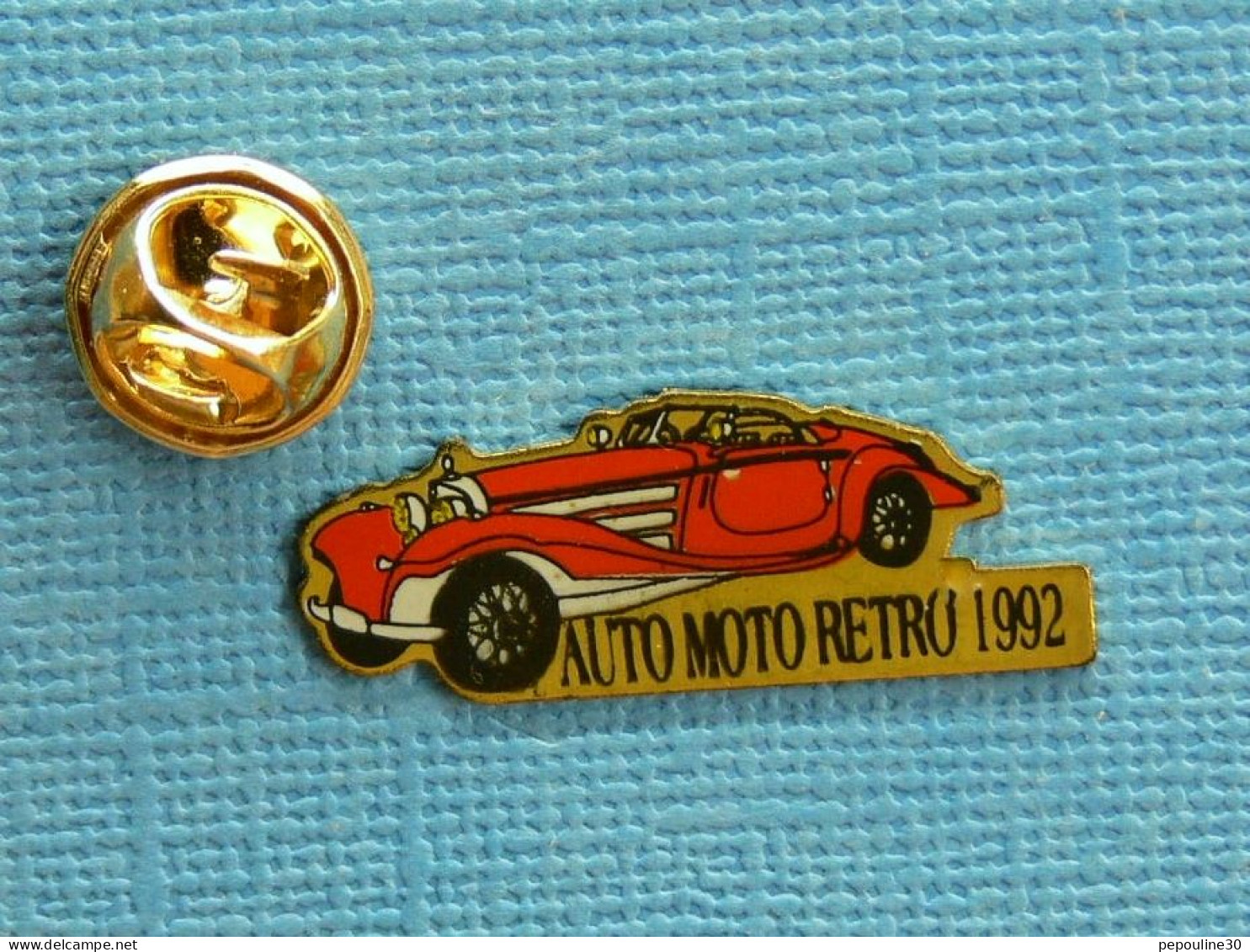 1 PIN'S /  ** LA PANTHER DE VILLE / AUTO MOTO RETRO / 1992 ** - Andere & Zonder Classificatie