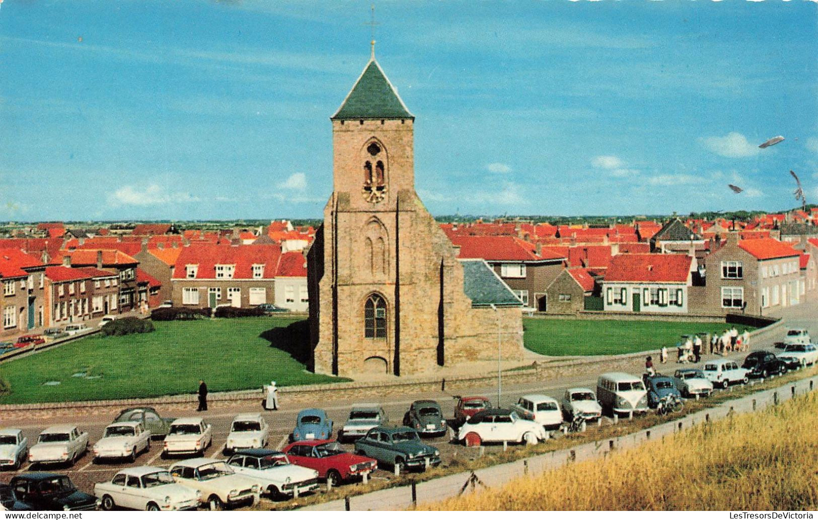 PAYS-BAS - Zoutelande - N H  Kerk - Vue Sur Une église - Voiture - Vue De L'extérieur - Animé - Carte Postale Ancienne - Zoutelande