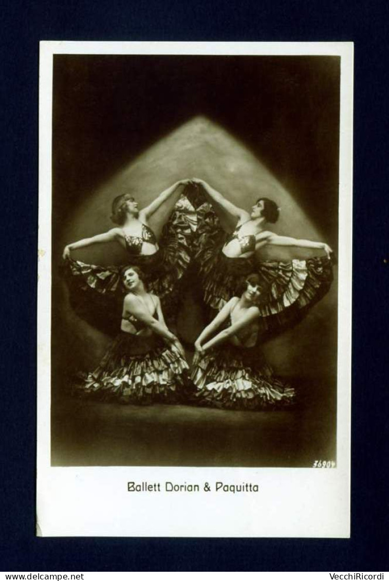 Dancers - 1920c  Photo Postcard - Danse