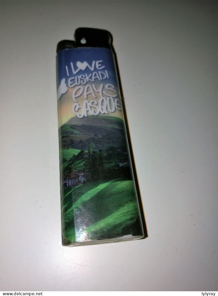 BRIQUET CRICKET LOVE PAYS BASQUES - Autres & Non Classés