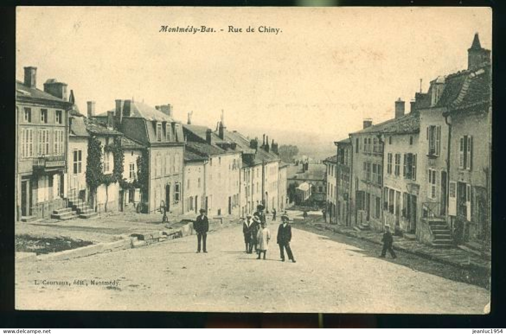 MONTMEDY BAS RUE DE CHINY        (    Mes Cartes Ne Sont Pas Jaunies ) - Montmedy