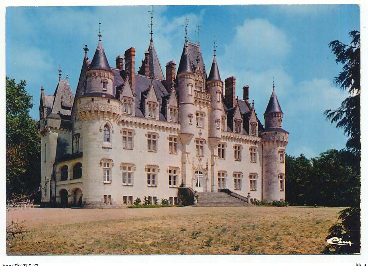 CPM /CPSM 10.5 X 15 Vienne LENCLOITRE Le Château De Savigny-sous-Faye - Lencloitre