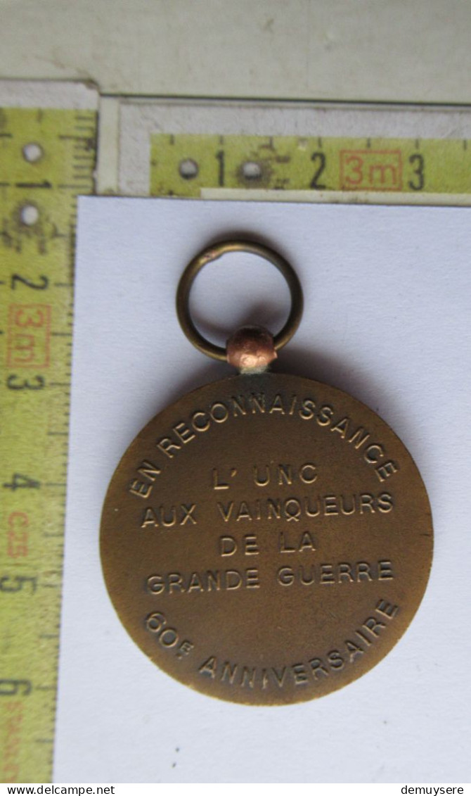 LADE M - Médaille Reconnaissance 60° Anniversaire Guerre De 14-18 L UNC AUX VAINQUEURS DE LA GRANDE GUERRE - Francia