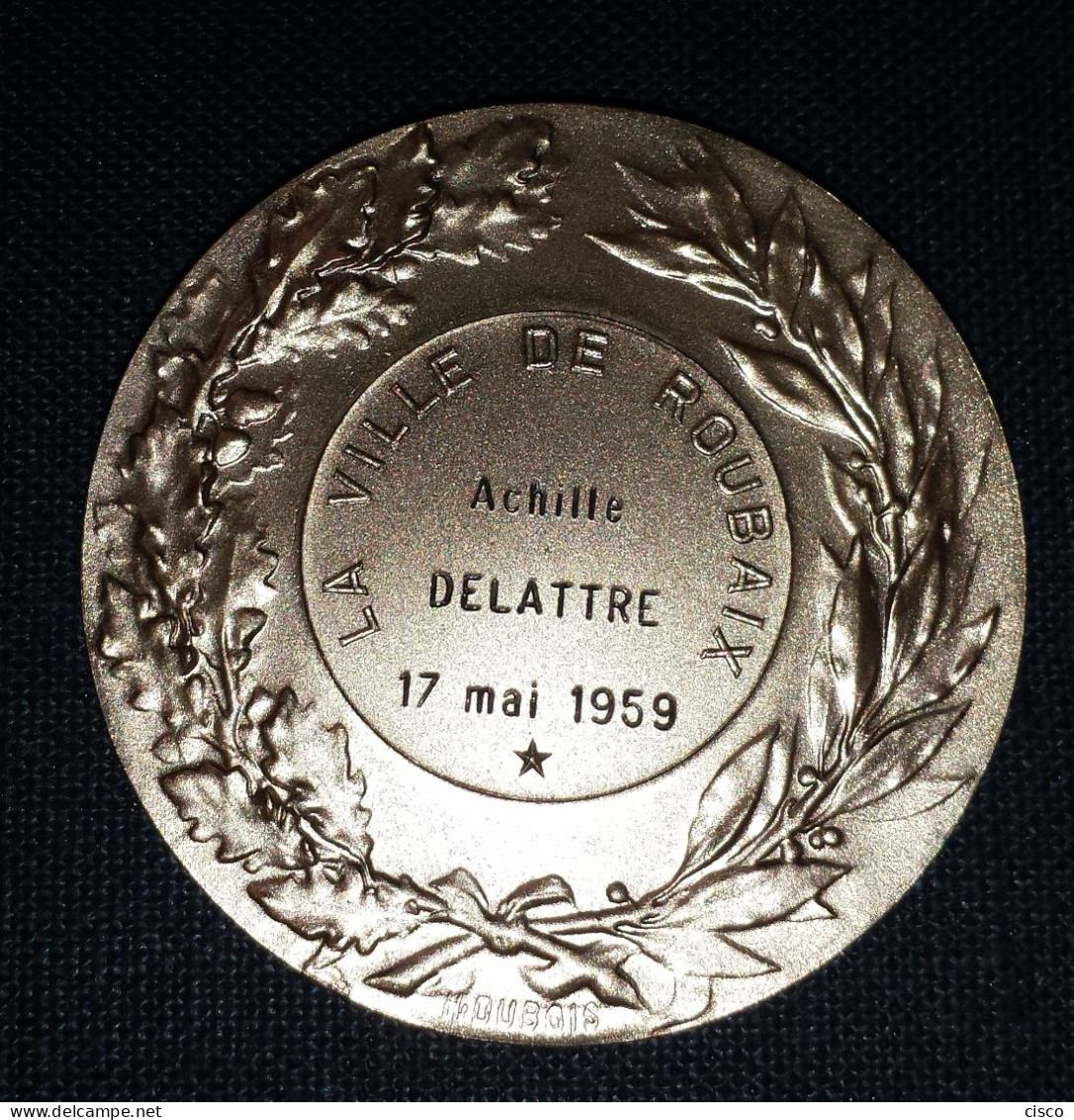 BELGIQUE+FRANCE  Ville De ROUBAIX Reconnaissance à Achille Delattre 17 Mai 1959 Vermeil + écrin - Monarchia / Nobiltà