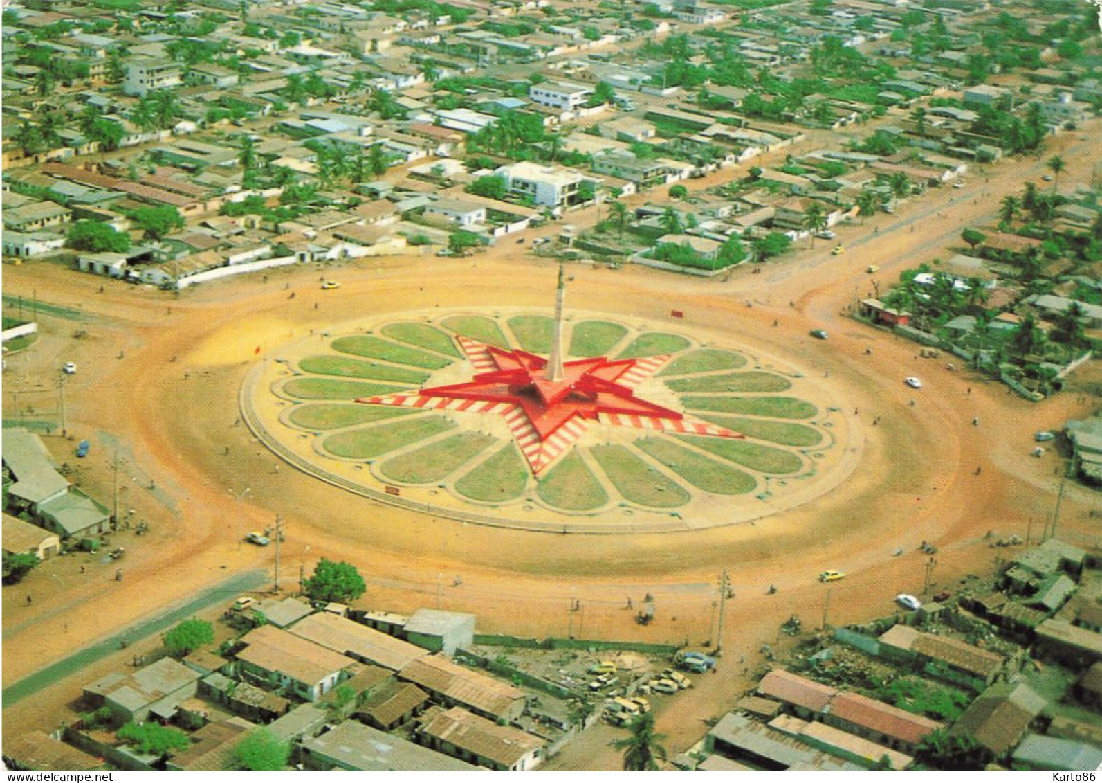 Cotonou , Bénin * Place De L'étoile Rouge - Benín
