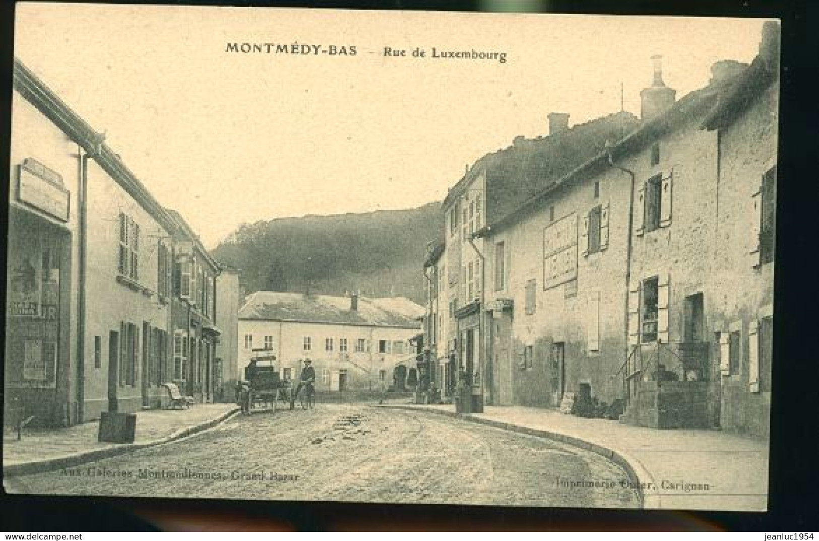 MONTMEDY RUE DU LUXEMBOURG               (    Mes Cartes Ne Sont Pas Jaunies ) - Montmedy