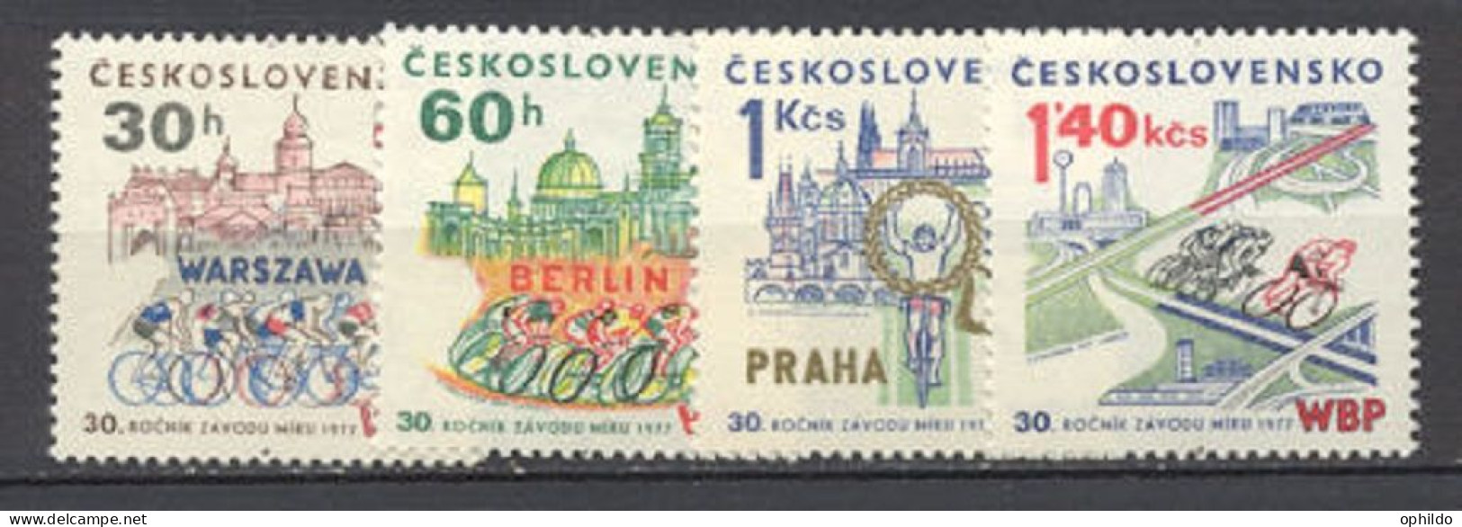 Tchéco  Yvert   2205 Et 2206/2210   * *  TB  Dont Cyclisme - Unused Stamps