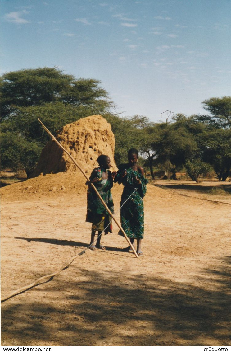 PHOTOGRAPHIES ORIGINALES / AFRIQUE - SENEGAL - DJOUGJ en 2000  (lot de 41 photos)