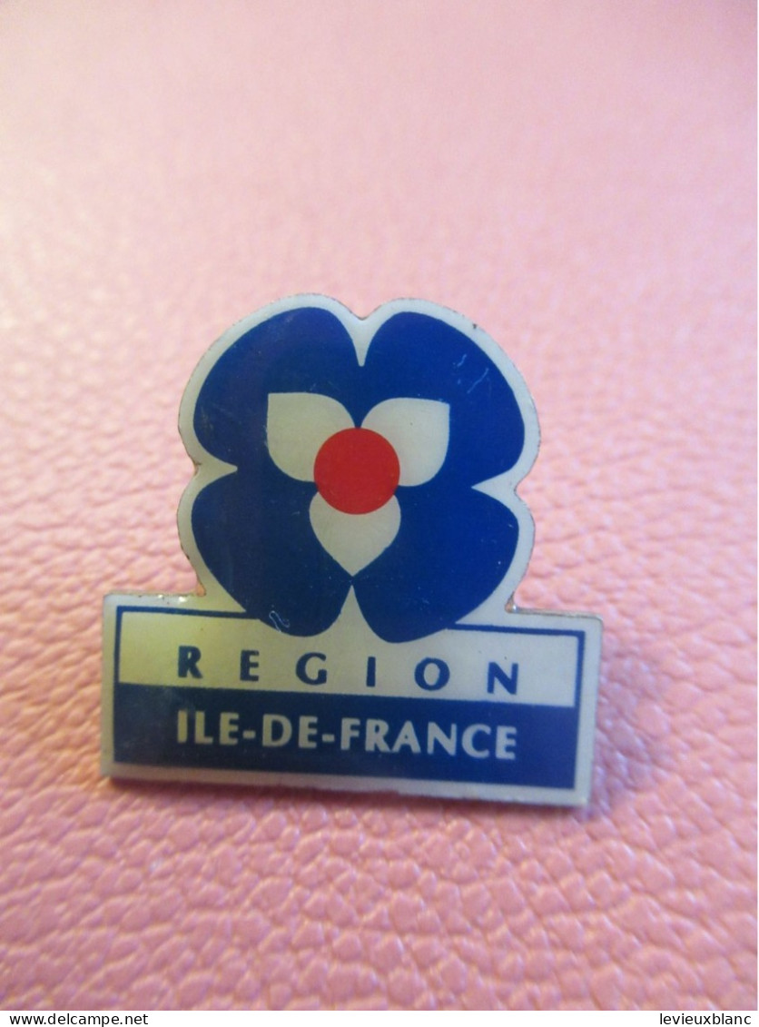 France/ "Région Ile De France  " /Origine à Déterminer/ Logo Officiel De La Région / Vers 1980-1990        INS225 - Amministrazioni