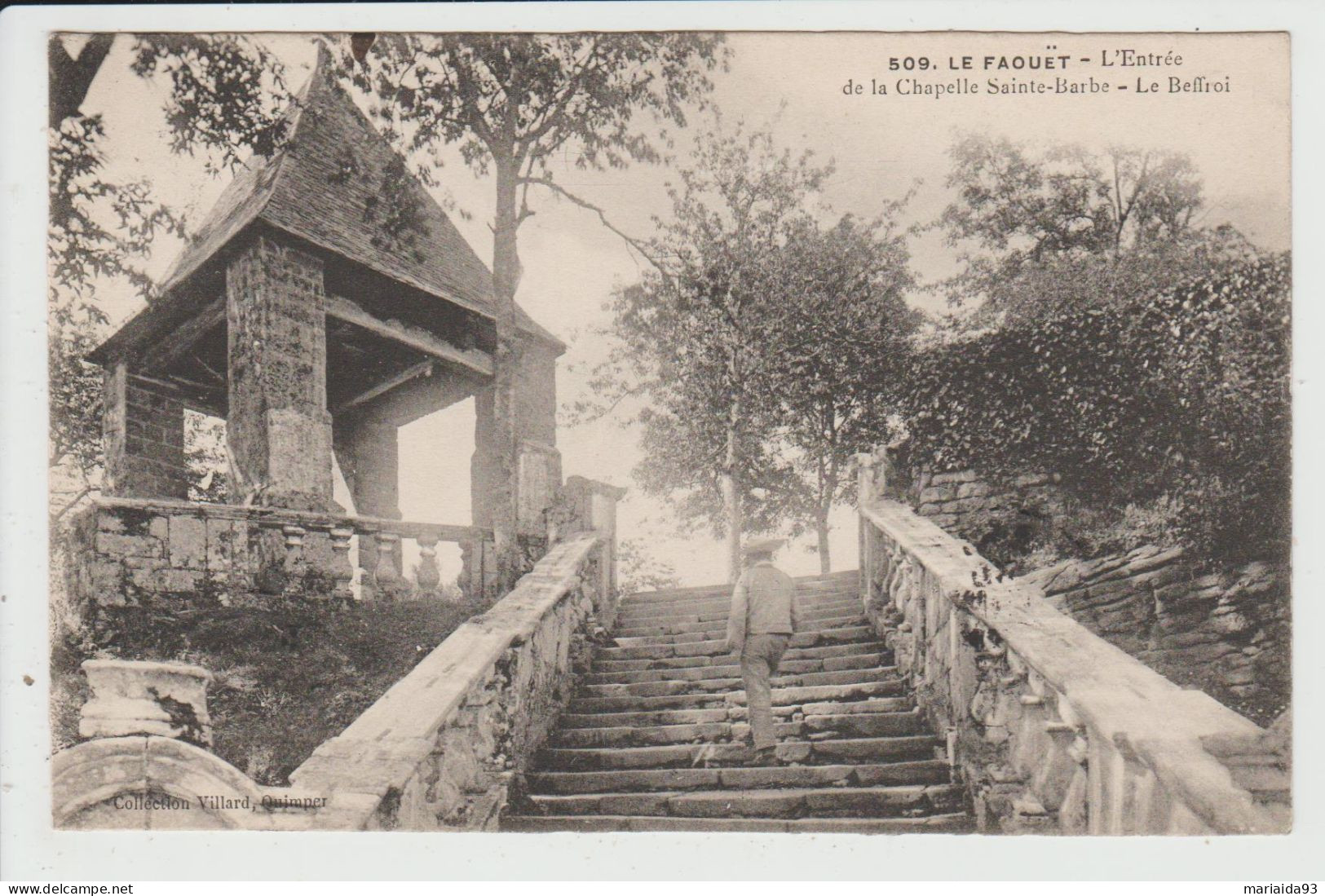 LE FAOUET - MORBIHAN - L'ENTREE DE LA CHAPELLE SAINTE BARBE- LE BEFFROI - Le Faouet