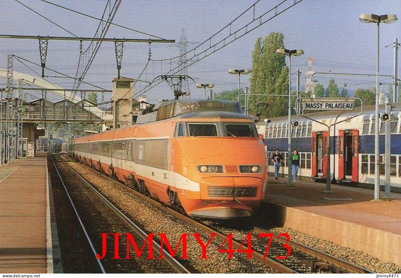 CPM - MASSY- PALAISEAU 1990  Arrivée Du TGV En Provenance De ROUEN - Photo Maurice BERNACKI - N° 1028 - Ed. S. BALIZIAUX - Gares - Avec Trains