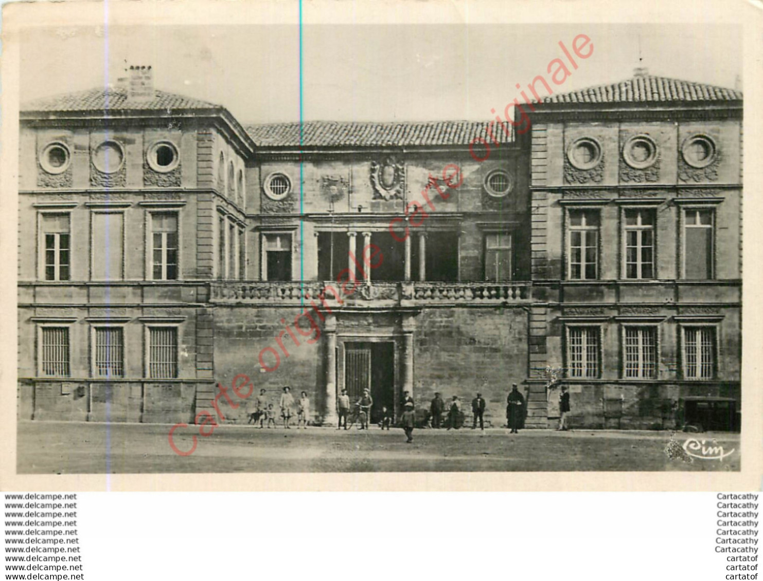 30.  BEAUCAIRE .  La Mairie . - Beaucaire