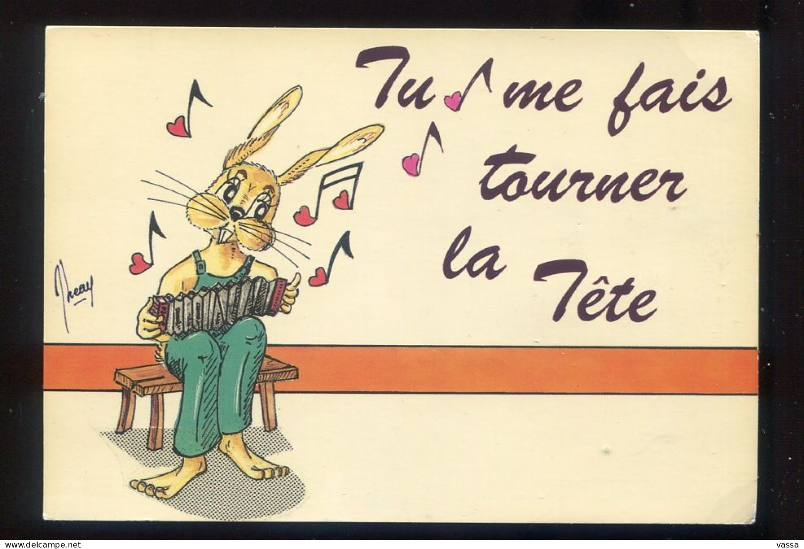 Lapin Humanisé, " Tu Me Fais Tourner La Tête ".musicien Accordéon  Création Jhean. Collection Lapin - Rabbit - Dressed Animals