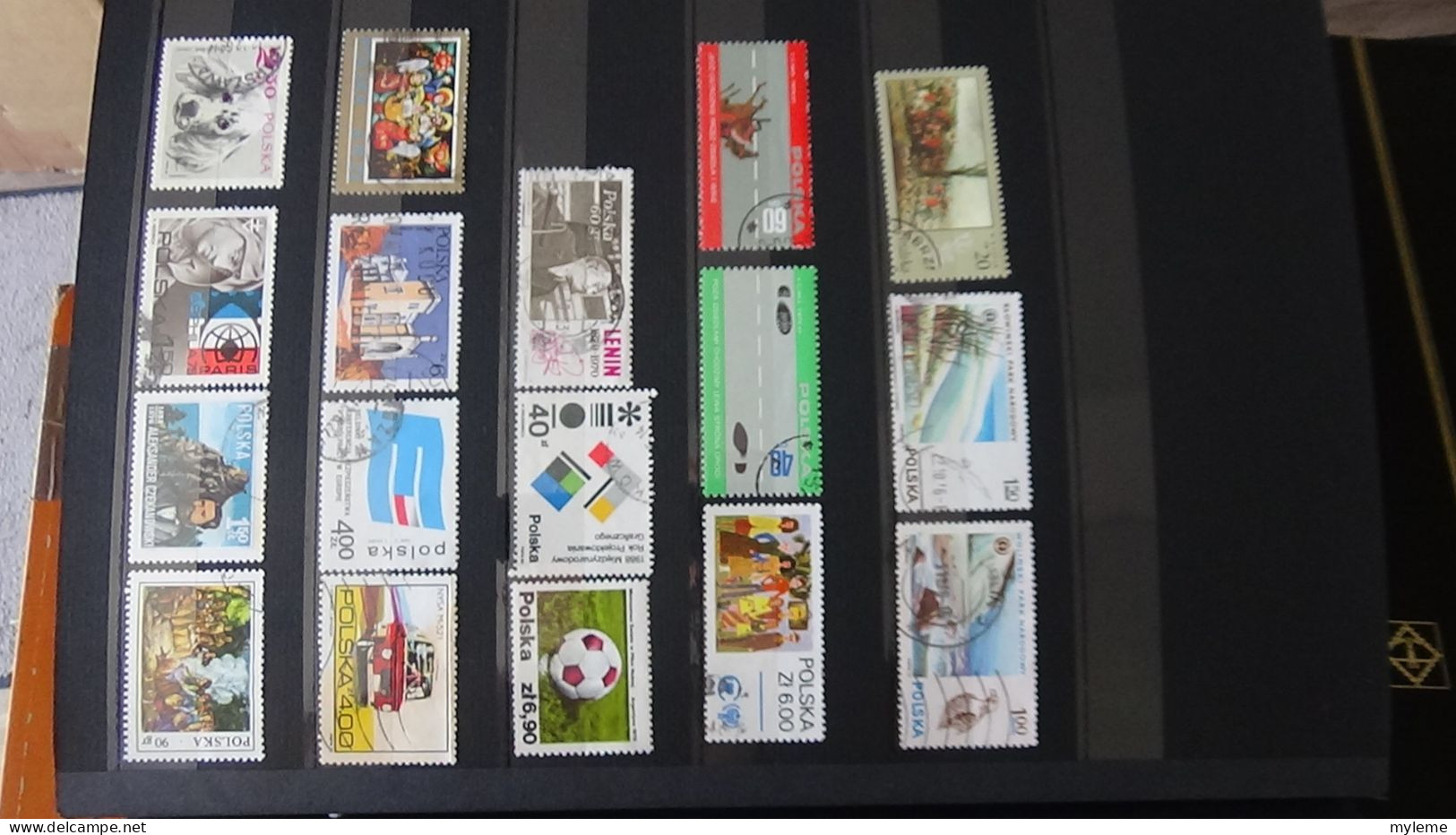 BF12 Ensemble de timbres de divers pays + plaquette de France **. Cote sympa  A saisir !!!.