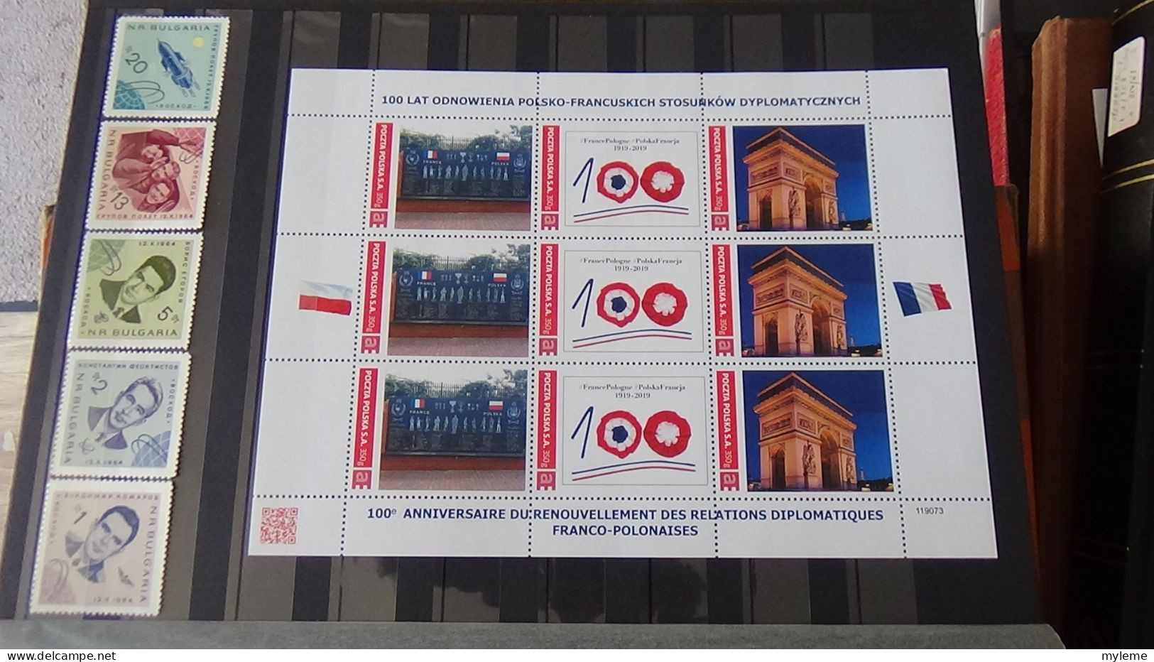 BF13 Ensemble de timbres et blocs ** de divers pays.  A saisir !!!.