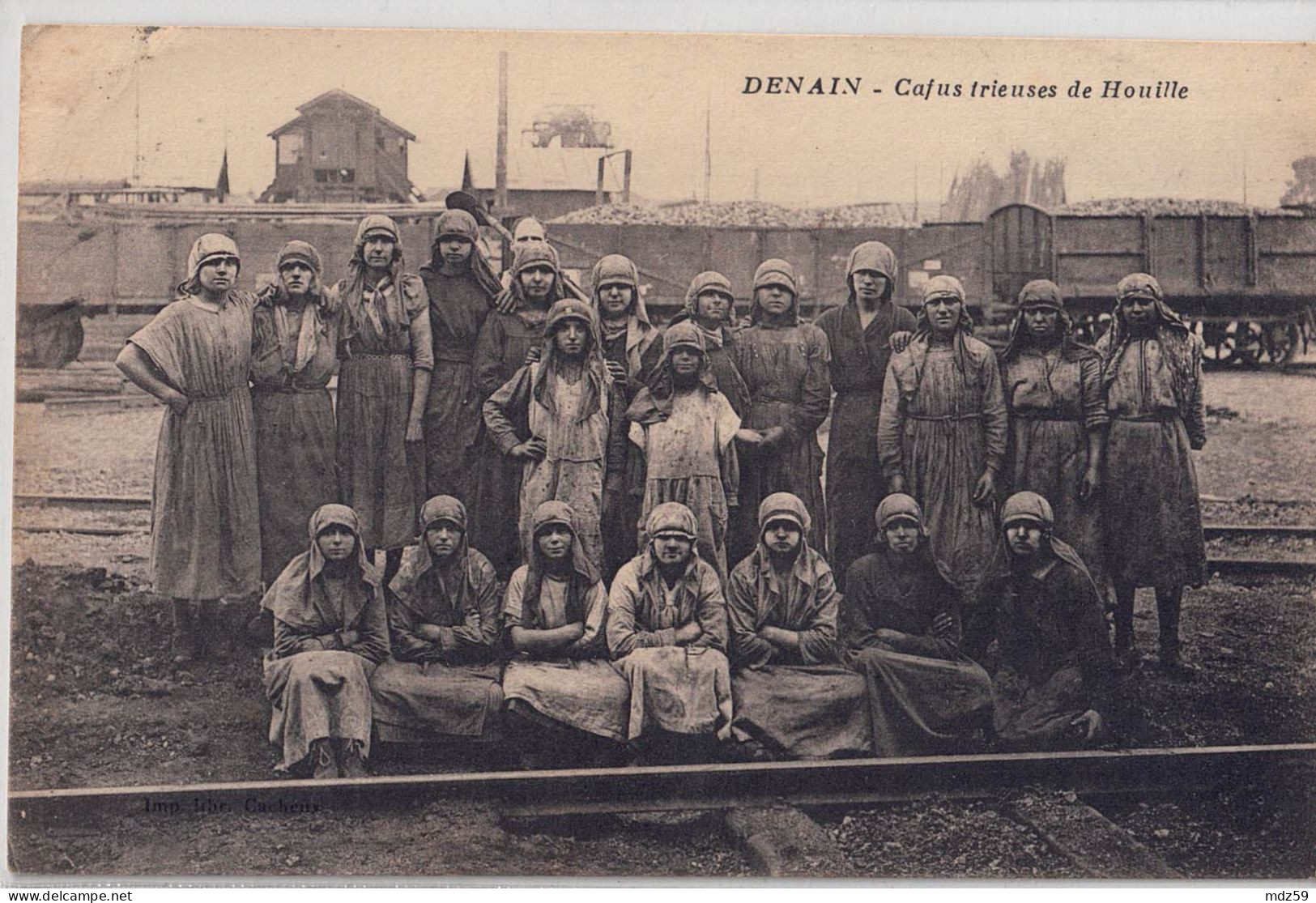 Denain, CPA Circulée, Groupe De Cafus , Mines, Bon état - Denain