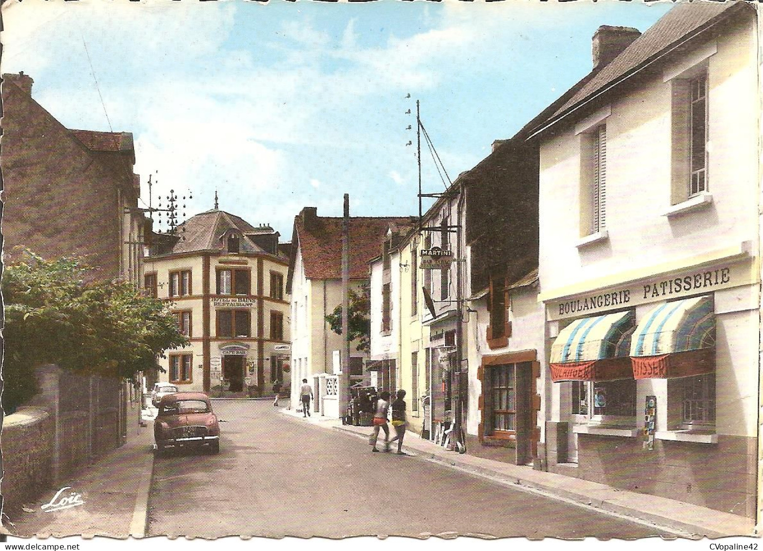 DAMGAN (56) Le Centre En 1973 (Boulangerie, Patisserie , Dauphine Renault)  CPSM GF - Damgan