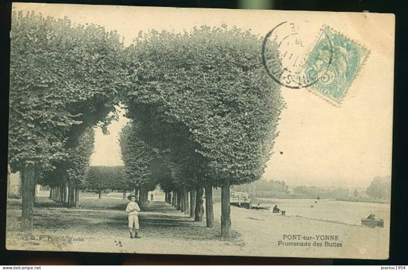 PONT SUR YONNE PROMENADE             (    Mes Cartes Ne Sont Pas Jaunies ) - Pont Sur Yonne