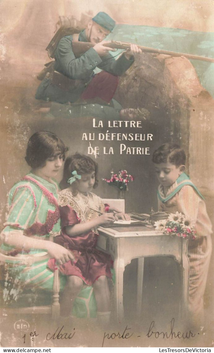 MILITARIA - La Lettre Au Défenseur De La Patrie - Famille - Fantaisie - Carte Postale Ancienne - Autres & Non Classés