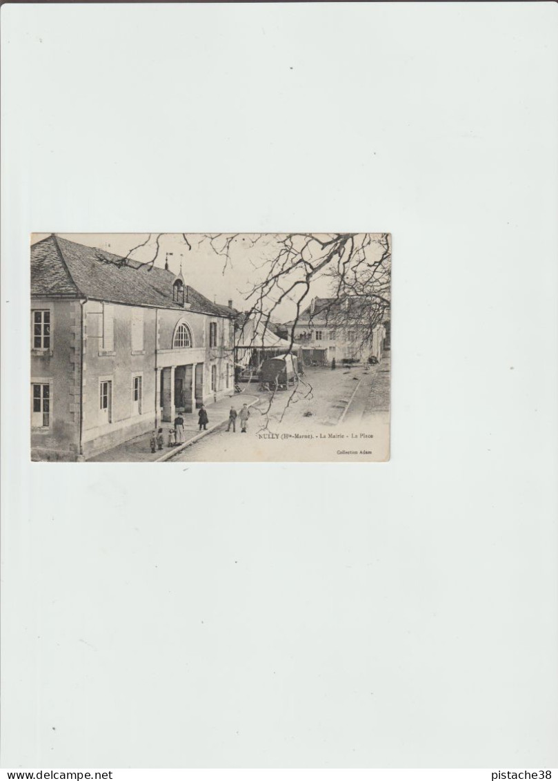 52 - NULLY La Mairie Et La Place Avec MANEGE Et ROULOTTES, 2 Scans - Andelot Blancheville