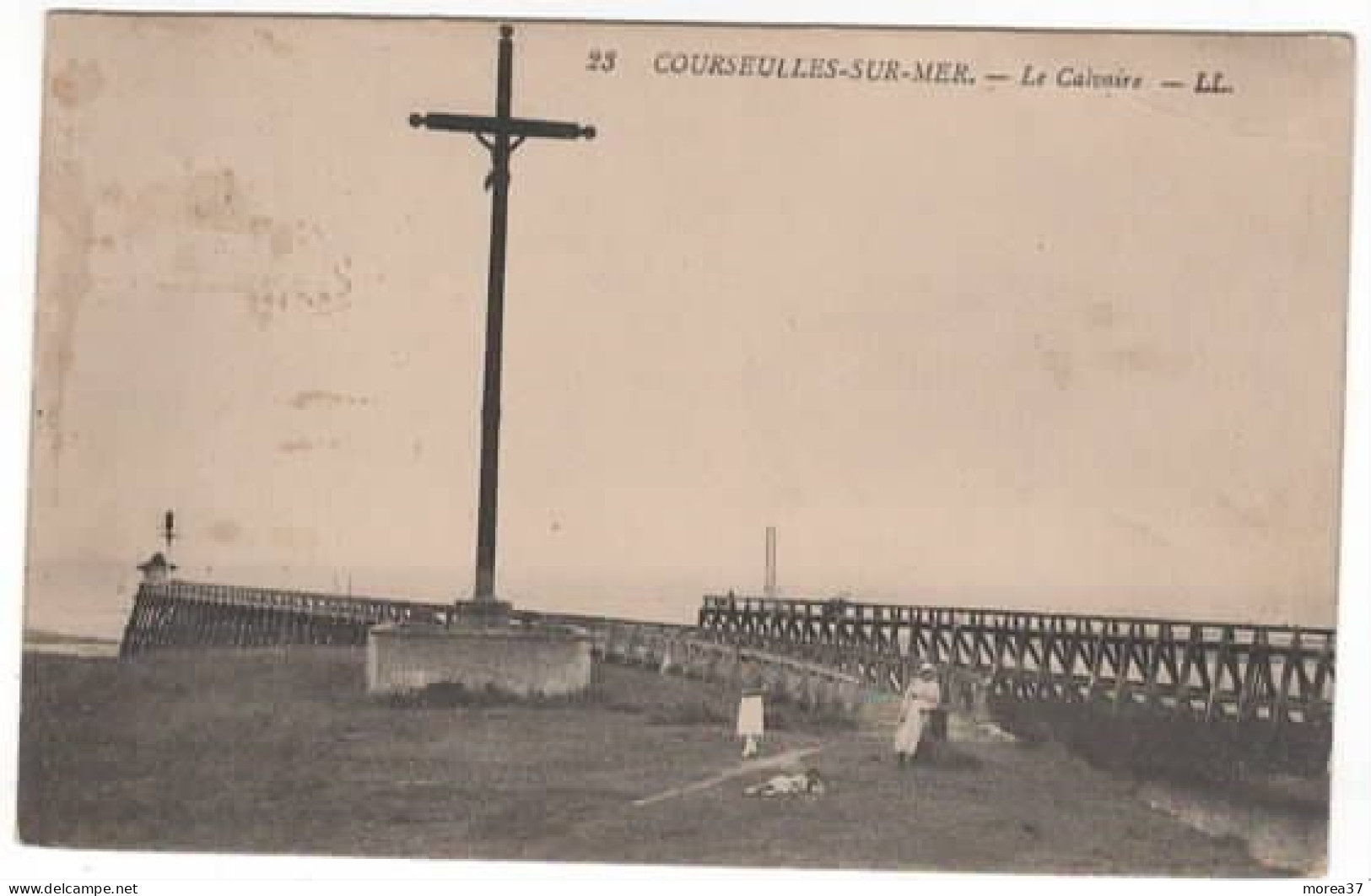 COURSEULLES SUR MER  Le Calvaire - Courseulles-sur-Mer