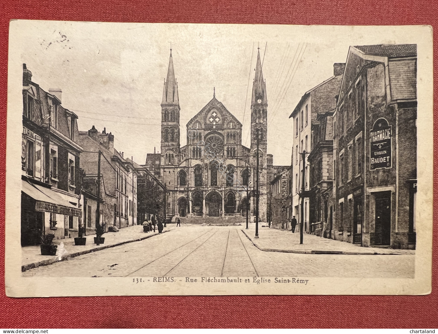 Cartolina - Reims - Rue Fléchambault Et Eglise Saint-Rémy - 1920 Ca. - Non Classés