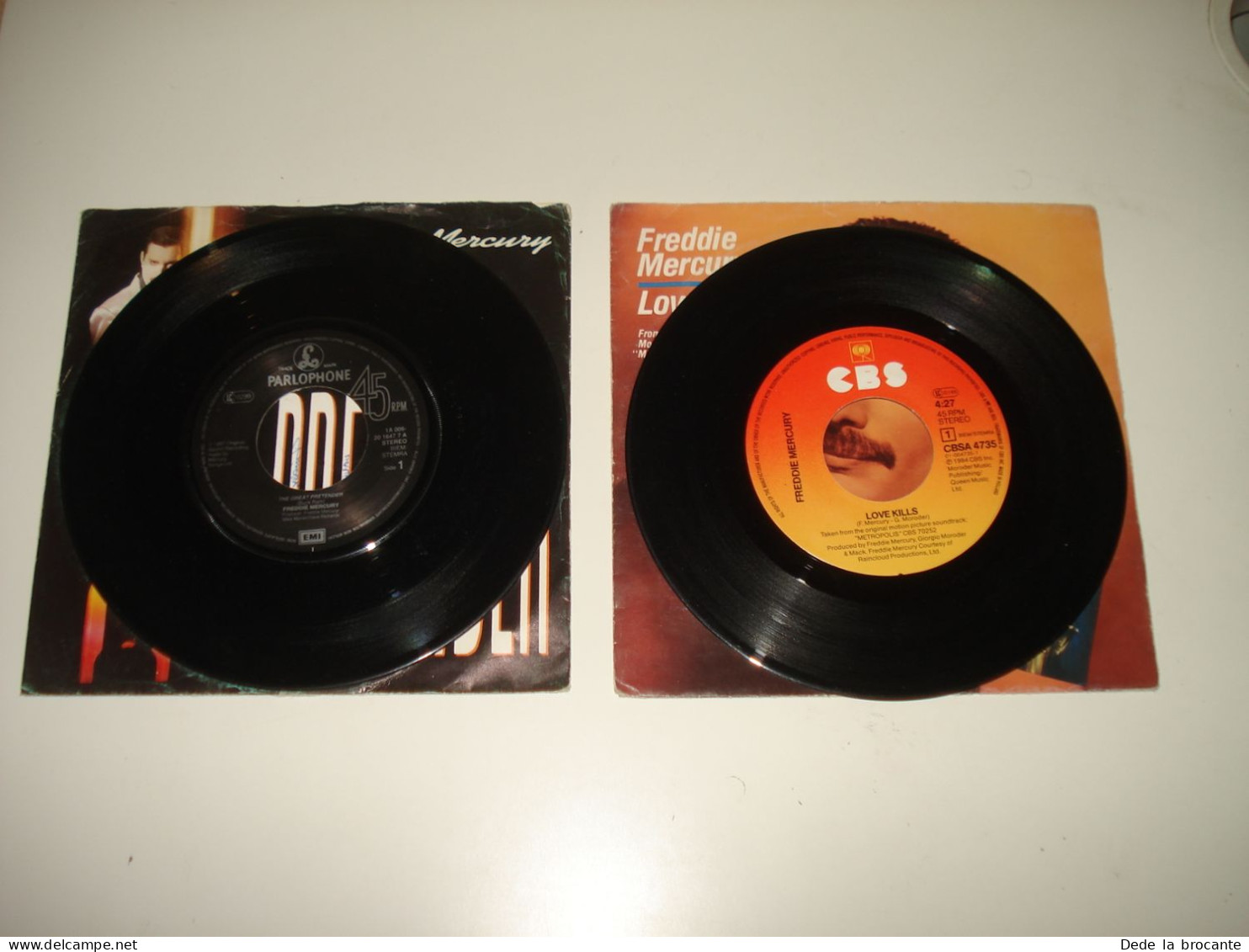B14/  Lot De 2 Vinyles  SP - 7" -  Freddie Mercury - Rock