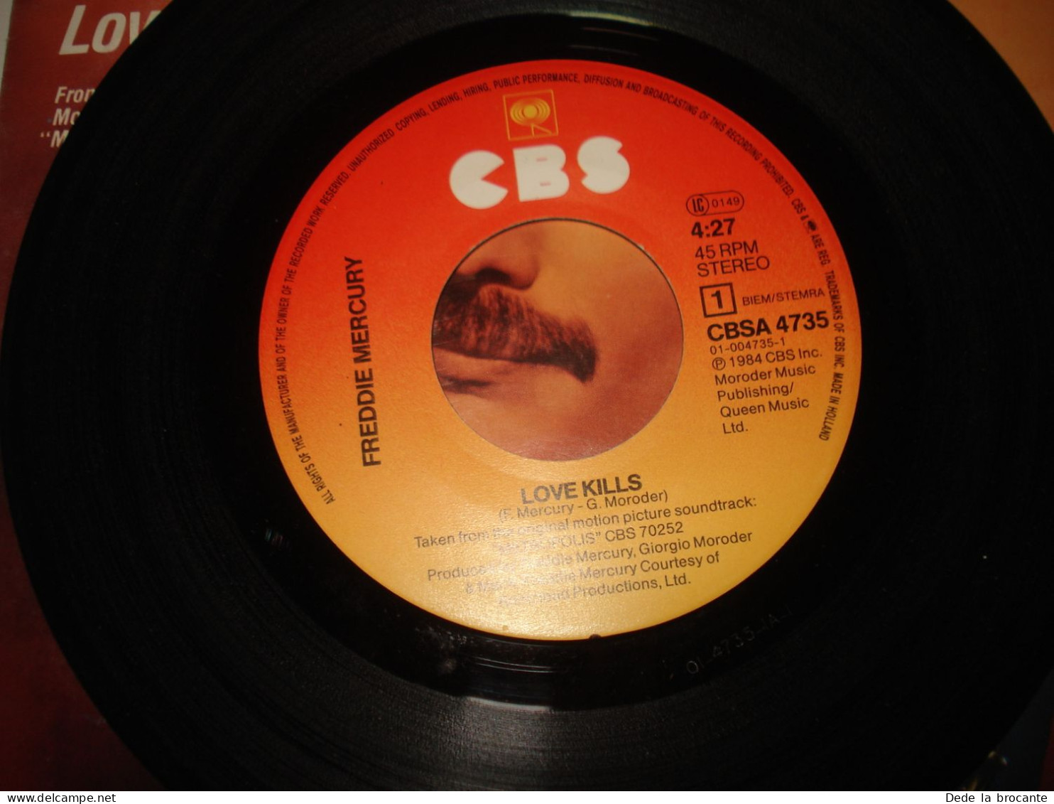 B14/  lot de 2 vinyles  SP - 7" -  Freddie Mercury