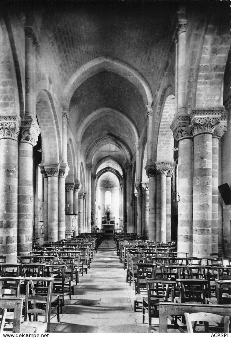 17  AULNAY DE SAINTONGE  église Romane L'intérieur   139  (scan Recto Verso)KEVREN0754 - Aulnay